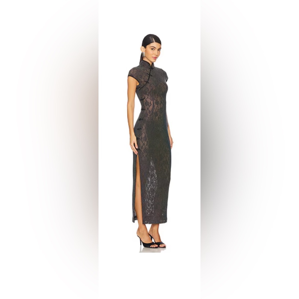 Charlotte Dress
By Sau Lee
Worn once.